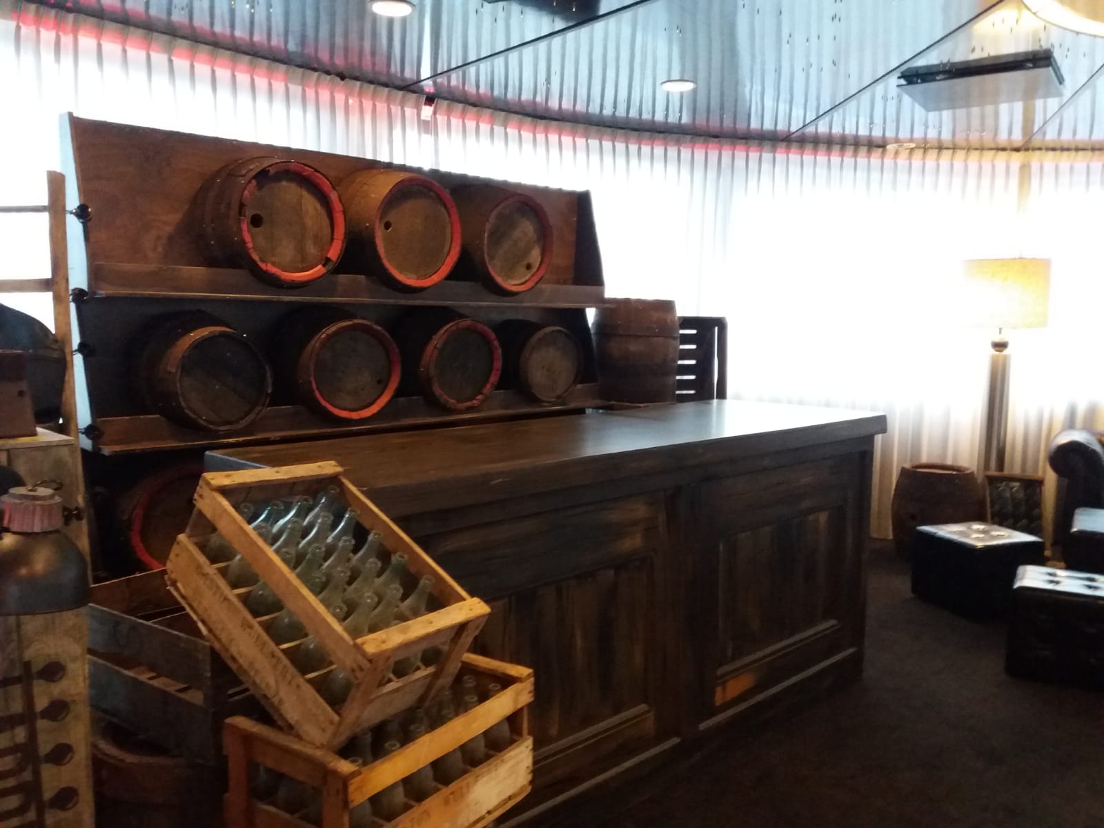 2019 Pink orange bruine kroeg 2