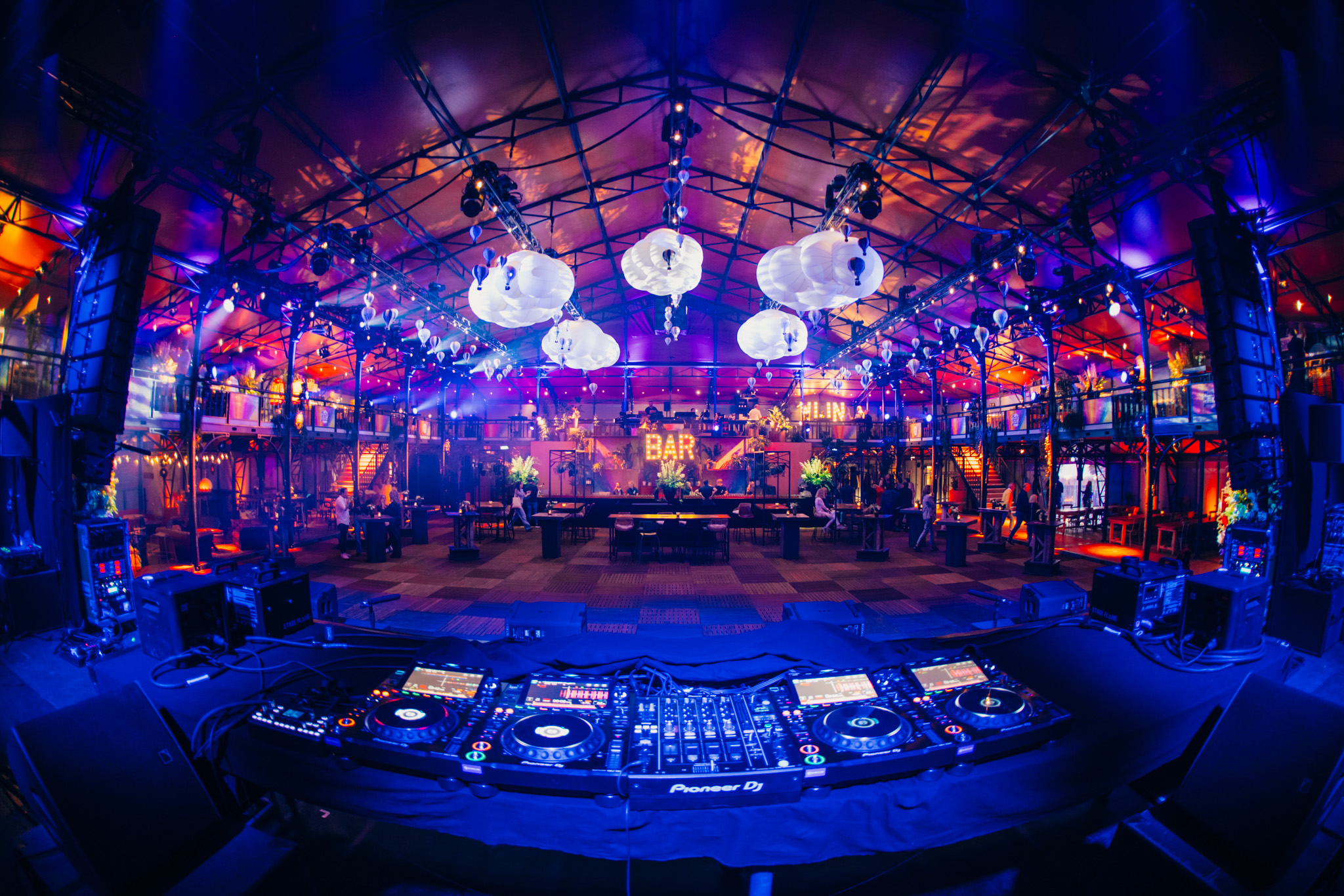 240926182419-HELEENDULI-05656-LR