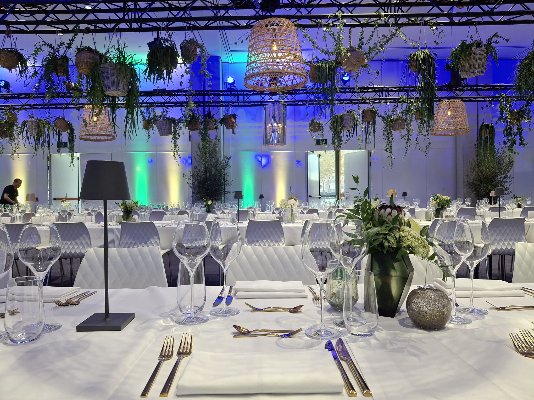 291d9377-7cb4-4225-9999-e80e3be76446